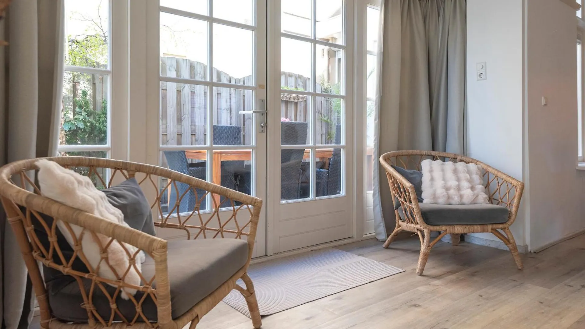 Boutique Pension Bennekom - Studio'S & Apartment Zandvoort