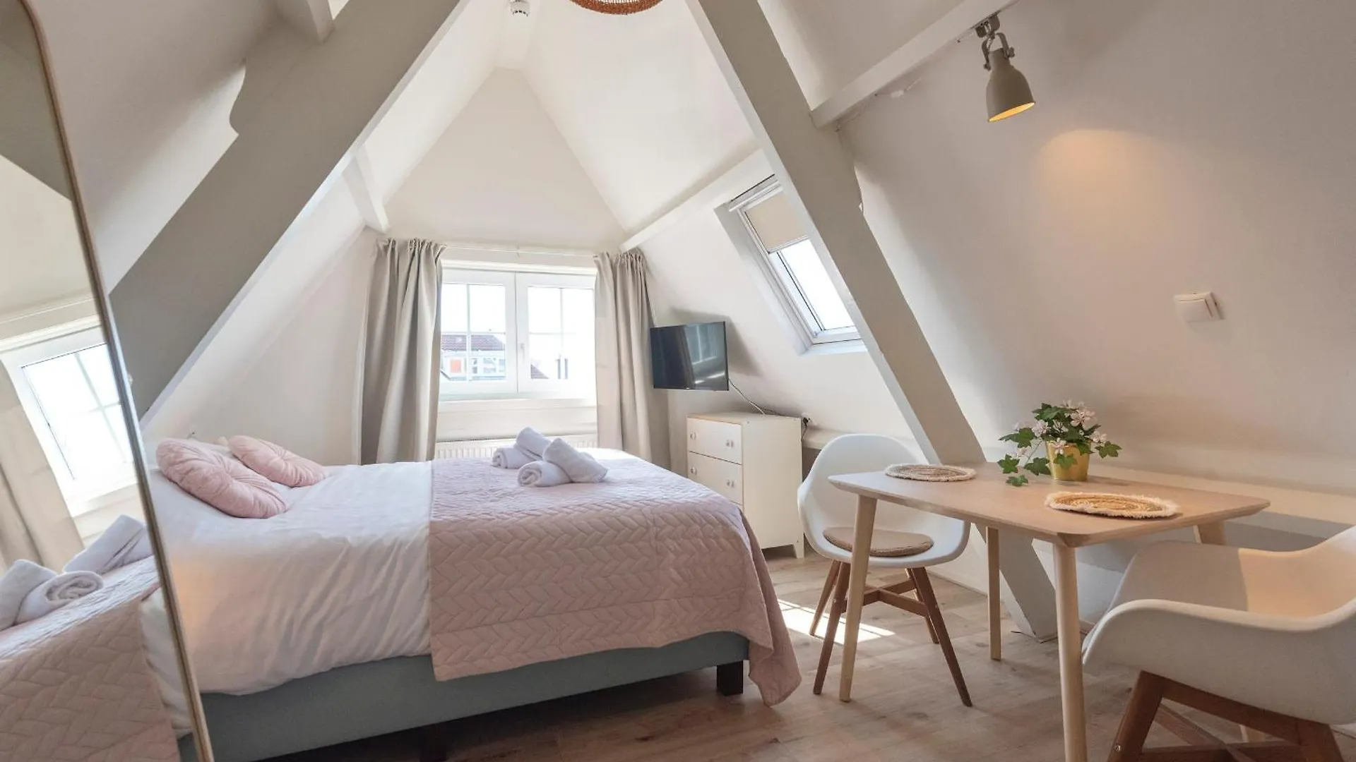Boutique Pension Bennekom - Studio'S & Apartment Zandvoort Pays-Bas
