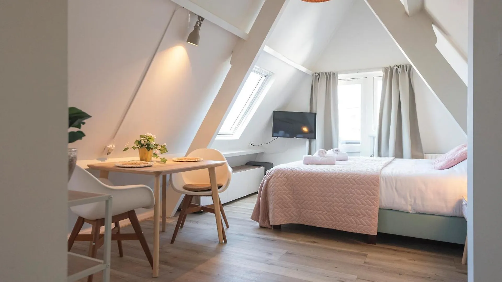 Boutique Pension Bennekom - Studio'S & Apartment Zandvoort 0*,  Pays-Bas