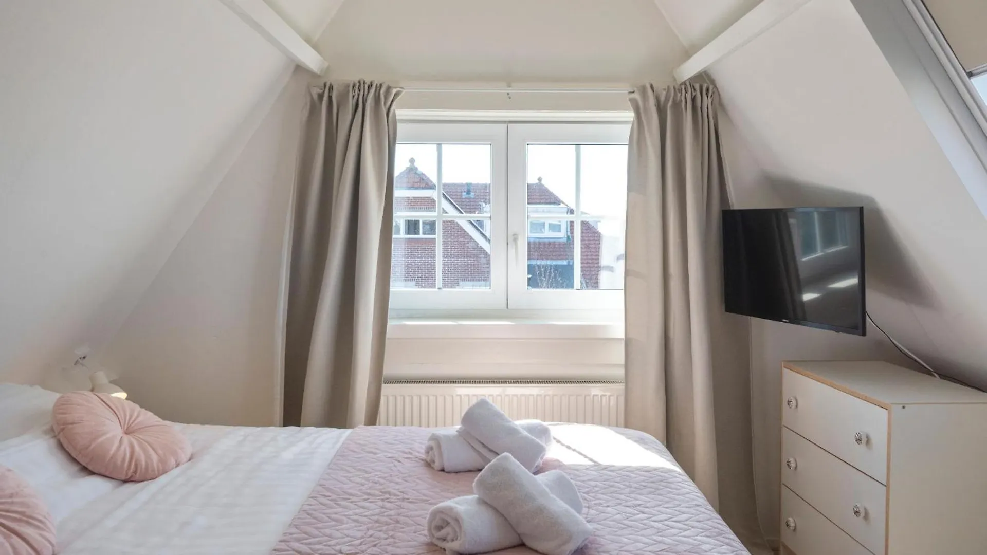 Boutique Pension Bennekom - Studio'S & Apartment Zandvoort